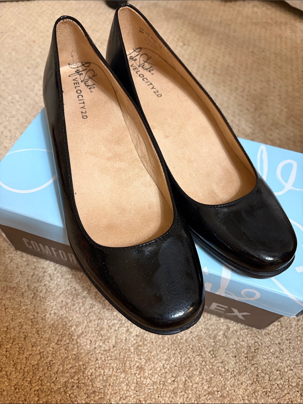 Life Stride Black Patent Wedge Pumps - Picture 3 of 5